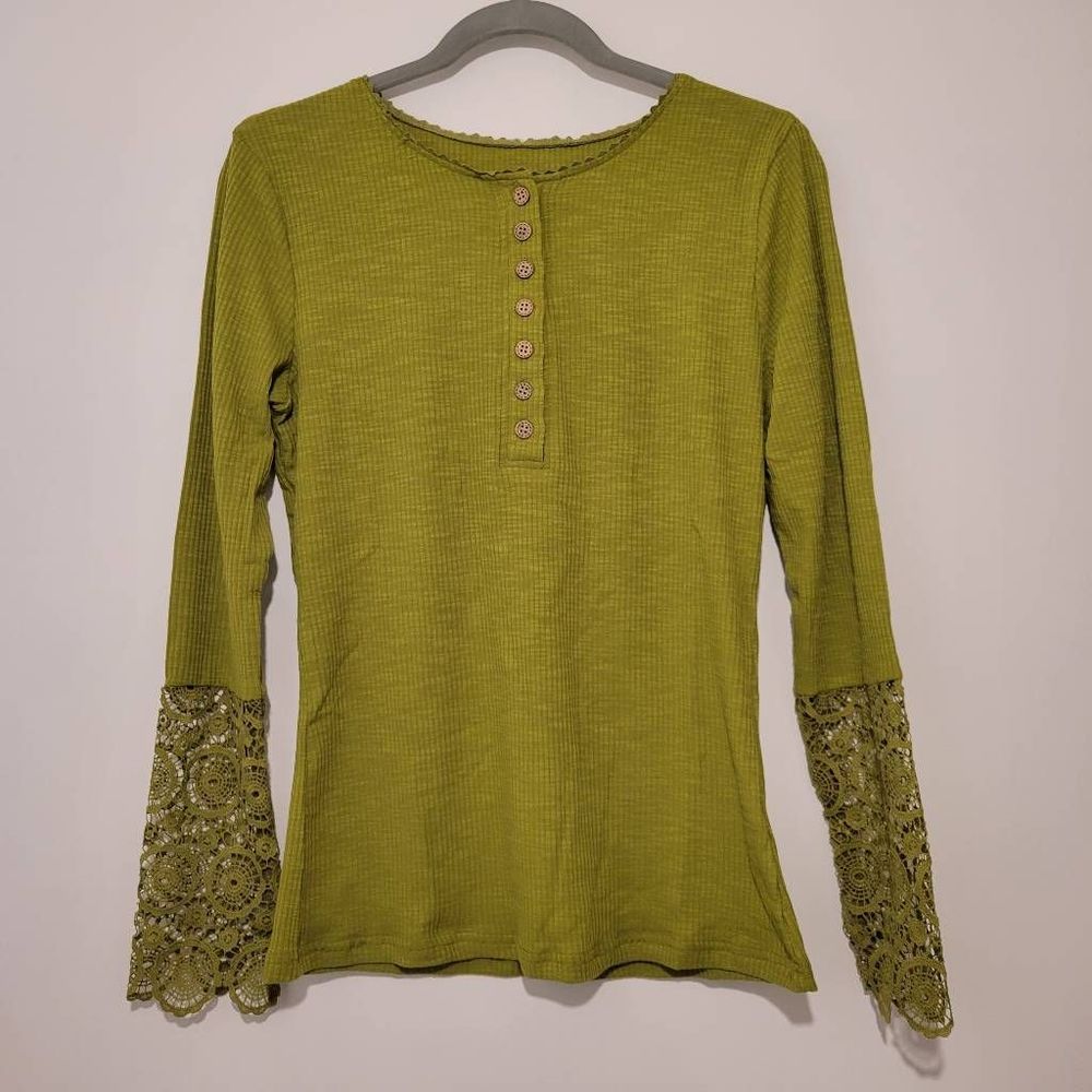 Women's Ribbed Henley Top Green Size Large Long Sleeve Crochet Detail